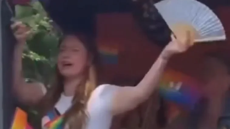 Szánalmas, esetlen, röhejes: így vonaglik a „Pride”-on Donáth Anna