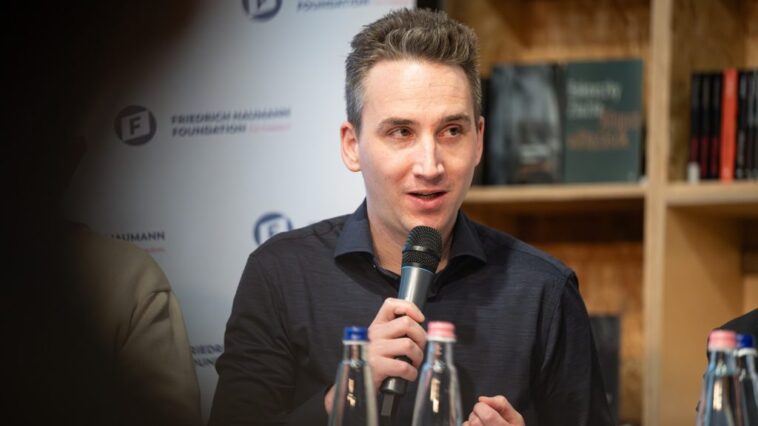 A Párbeszéd társelnöke szerint Gyurcsány Ferenc nélkül kell elindulnia az újraszerveződő, progresszív ellenzéknek