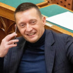 Távozik egy titkosszolgálati tábornok