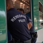 “Egy férfi segíteni próbált nekünk, erre lelökték a szerelvényről” – fokozottan ellenőrzi a rendőrség a két legproblémásabb HÉV-vonalat (Videó)