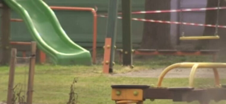 240 milliós kártérítés illeti meg annak a fiúnak a családját, aki 11 évvel ezelőtt lebénult, miután félrenyelt egy répadarabot az óvodában