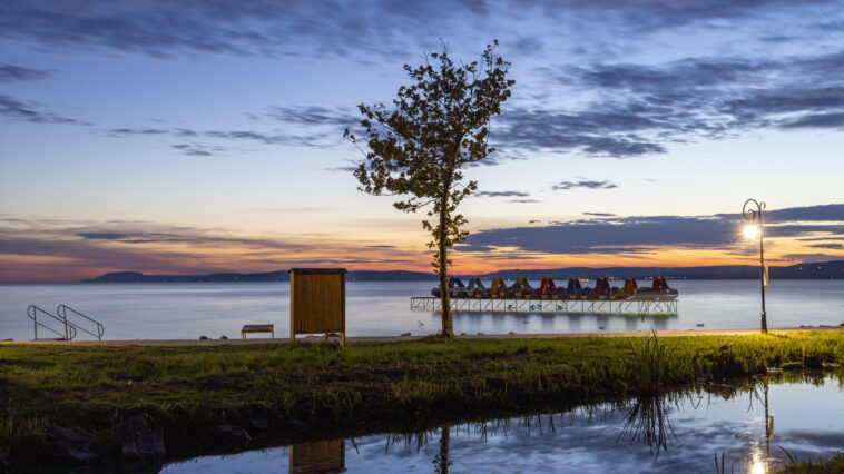 Balatoni vendéglátósokat is támogató kormányzati program készül, nagyon szigorú lesz az Airbnb miatti fellépés