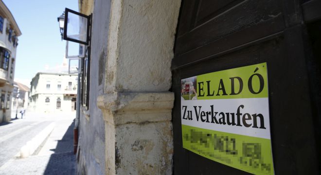 Menekülnek: riportot készítettek a Balaton mellé települt németekkel