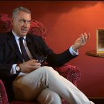 Lázáréknak el kell árulniuk, milyen magánbefektetők és miért cserébe kaptak államilag felújított kastélyokat