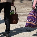 Közzétették a rendelettervezetet: 82,7 milliárd forintba kerül a nyugdíjasok őszi élelmiszer-utalványa