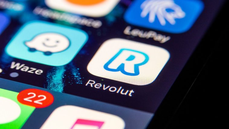 Hatalmas dobásra készül a Revolut – kiderültek a részletek