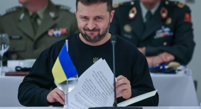 Bild: Ukrajna benyújtotta a fegyverek listáját, amit Németországtól akar