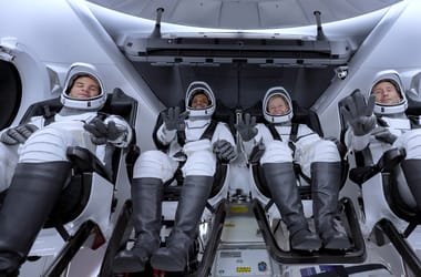 Megvan a dátum: ekkor indulhatnak vissza a Földre Kapu Tiborék