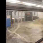 Villámárvíz öntött el több New York-i metróállomást – videó