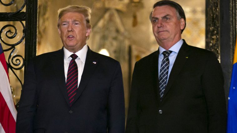 Csak durvul Trump nyomása: kemény szankcióval csaptak le a bírókra, akik börtönbe küldhetik a szövetségesét