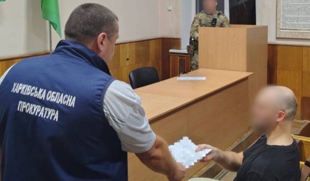 Késsel támadt a toborzótisztekre egy férfi Harkivban