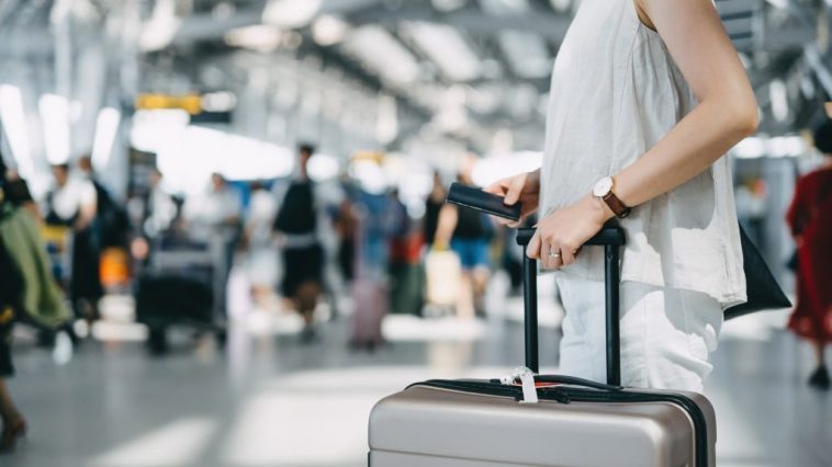 Meglepődött a válaszon, amikor egy idegentől kért szívességet a reptéren