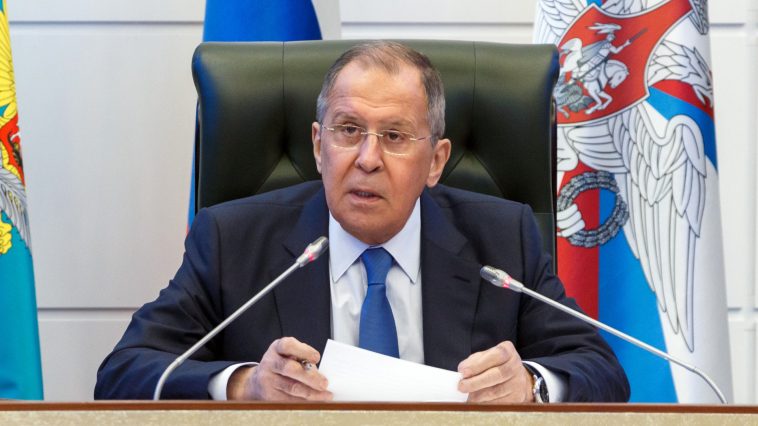 Lavrov szerint Oroszország készen áll a találkozóra Zelenszkijjel, ha az megfelelően előkészített