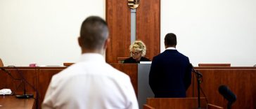 Vitatta a bíróságon az Árpád hídi gázoló, hogy alkalmatlan lenne a vezetésre