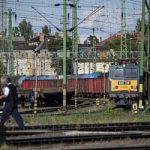 Tönkrement az egyetlen WC a vonaton, Szolnokon mosdószünetet kellett tartania az InterRégiónak