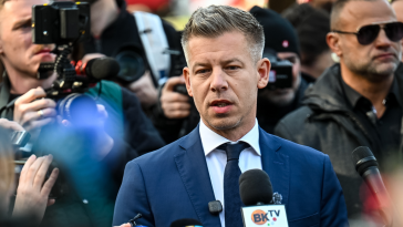 Magyar Péter és Von der Leyen egyeztettek