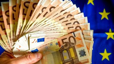 Történelmi mélyponton a hrivnya az euróval szemben