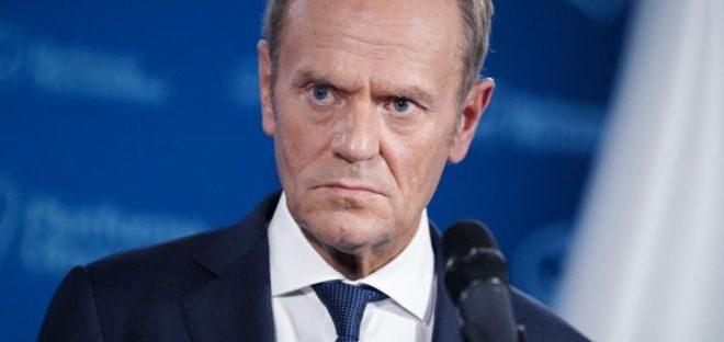 Donald Tusk szerint Orbán Viktor nélkül Fico nem lesz akadály: „Van rá befolyásom”