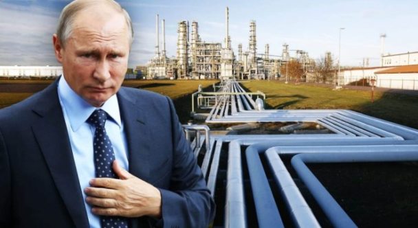 Az ukránoknak nem tetszik, hogy Magyarország a választások után is vesz orosz energiát