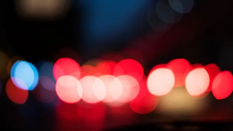 Áll a bál Kanadában: több mint 400 fegyver és egy ágyú került elő a volt polgármester házából