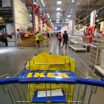 Nincs megállapodás: éjszakai sztrájkkal helyezik nyomás alá a vezetést a népszerű áruházlánc dolgozói